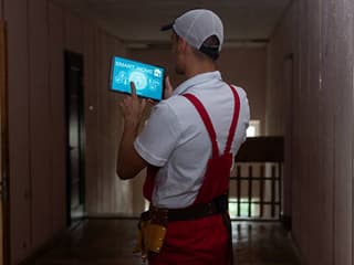 Smart Home & IoT Devices